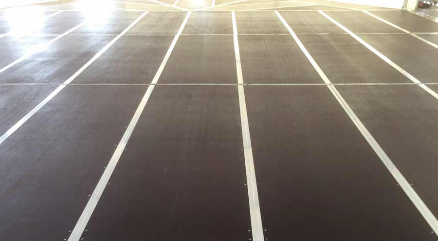 Systemfußboden von LEUBE