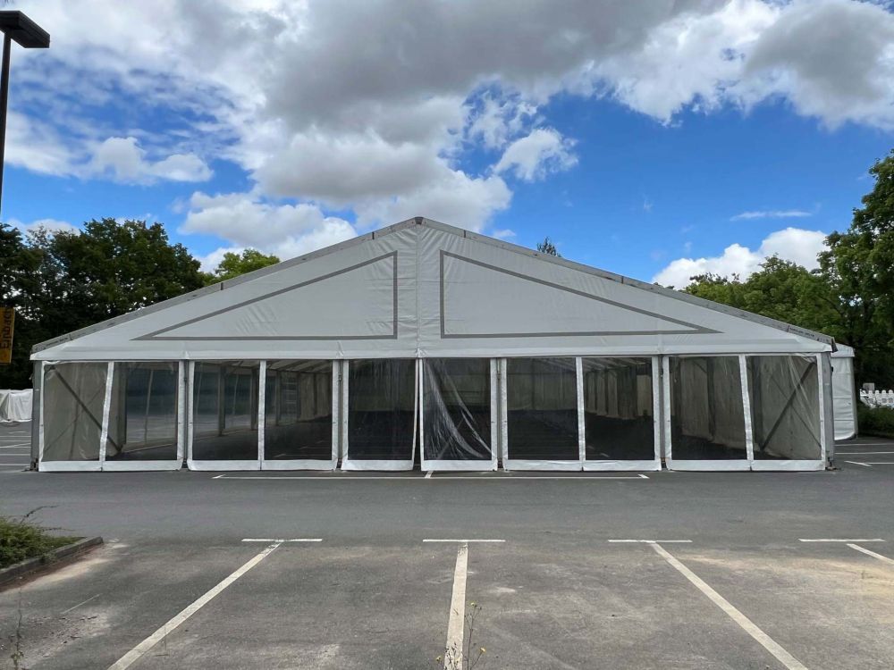 Großzelte von LEUBE