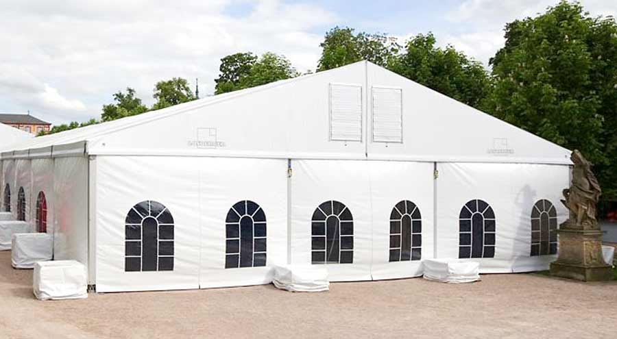 Verankerungsfreie Montage von LEUBE