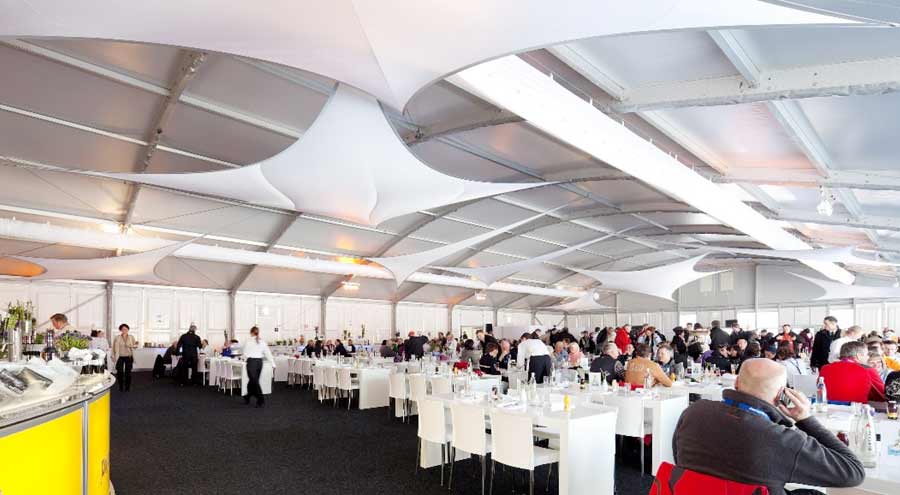 Firmenfeier mit LEUBE