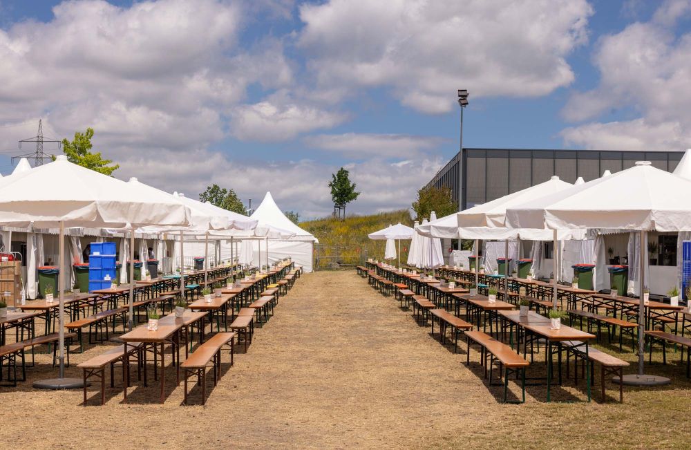 LEUBE Zelte und Schirme beim Würth Open Air